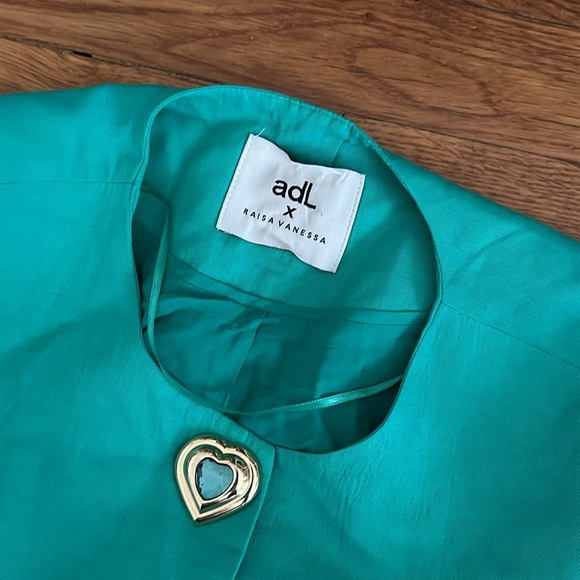 ADL x Raisa Vanessa crop green heart embellished button blazer M St Pattys - Picture 5 of 7